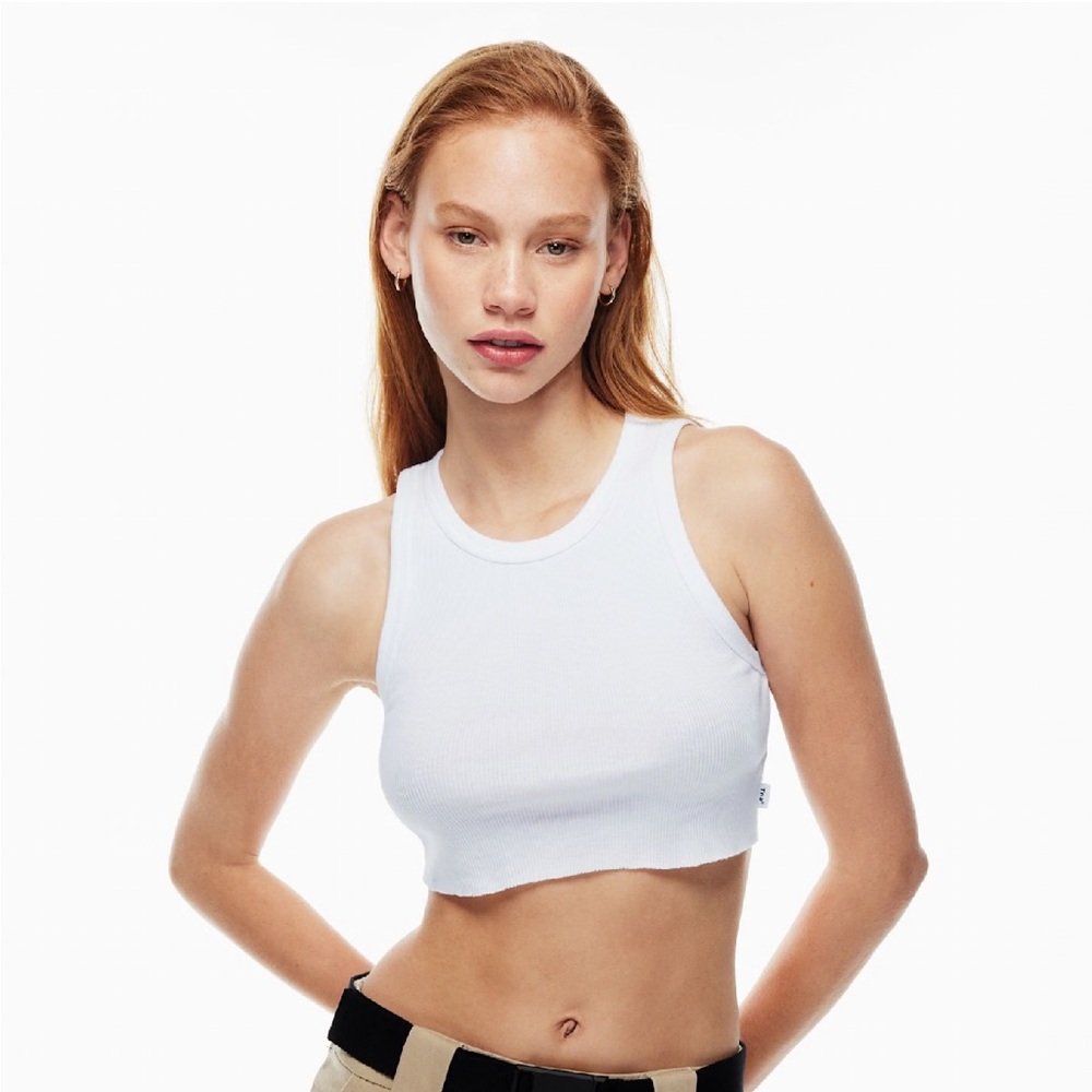 Aritzia TNA Ribbed Cropped Racer Tank